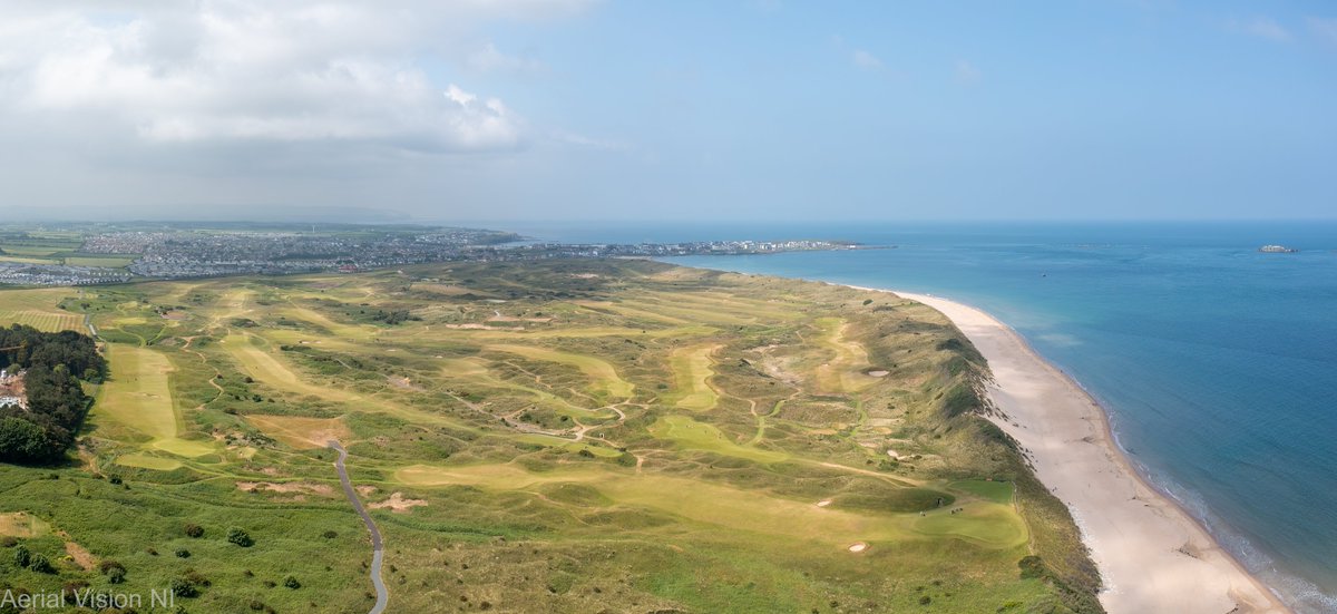 aerialvisionni's tweet image. Portrush late morning, cloud hugging the land but clear you to see @bbcniweather @angie_weather @barrabest @WeatherCee @VisitPortrush @DiscPortrush