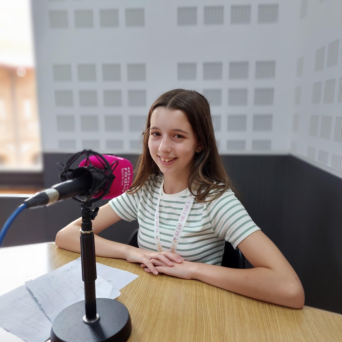 alziraradio's tweet photo. El Jaume parla-Convivència amb els usuaris de la Residència Municipal i AFA, 7 de juny de 2023 
https://t.co/iLirqB3BIZ
Laia Zafón i Blanca Valls ens conten l'experiència dels alumnes amb els usuaris de la Residència i AFA als quals els van escenificar algunes rondalles. https://t.co/SqLDOYUQYK