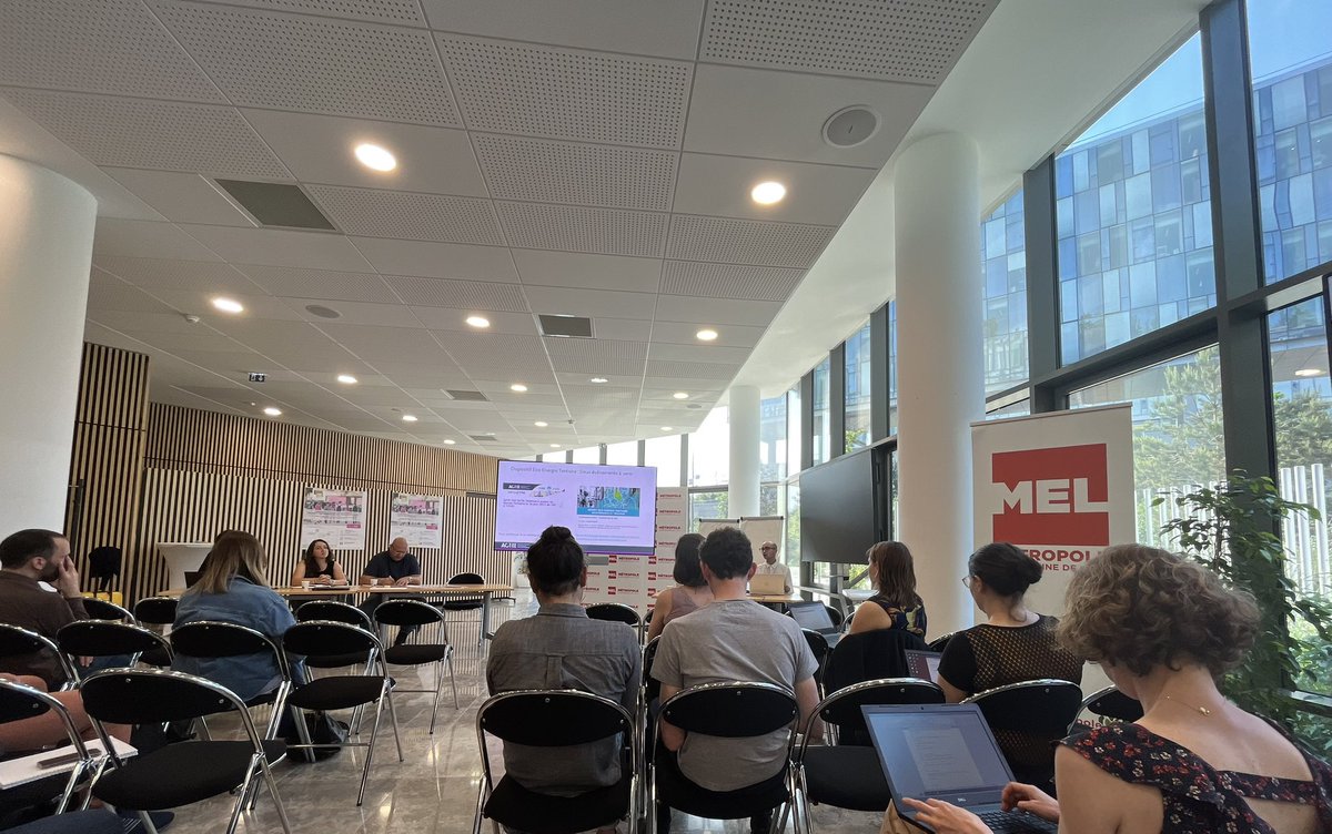 TE_HdF's tweet photo. En direct - Les économes de flux du @siecf et @seoise participent au Comité Régional Hauts de France #ACTEE @fnccr 

✅ échanges de bonnes pratiques 

✅ visite technique 

▶️Agir quotidiennement pour des bâtiments publics exemplaires en matière d’énergie https://t.co/r7tKRu5hJe