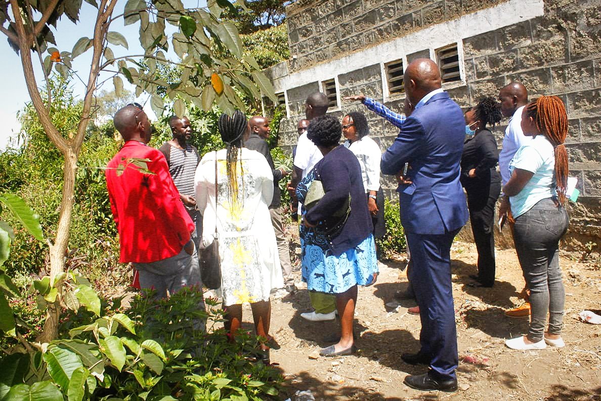 mukabialumera's tweet image. Victims of Gender based Violence in Nakuru County will have a conducive environment for recovery, once the completion of sh. 90Million Gender Based Violence Rescue Centre in Gilgil Sub-County is done.

Susan kihika anafanya job poa .

#KaziBilaKelele 
#Focusedonservicedelivery