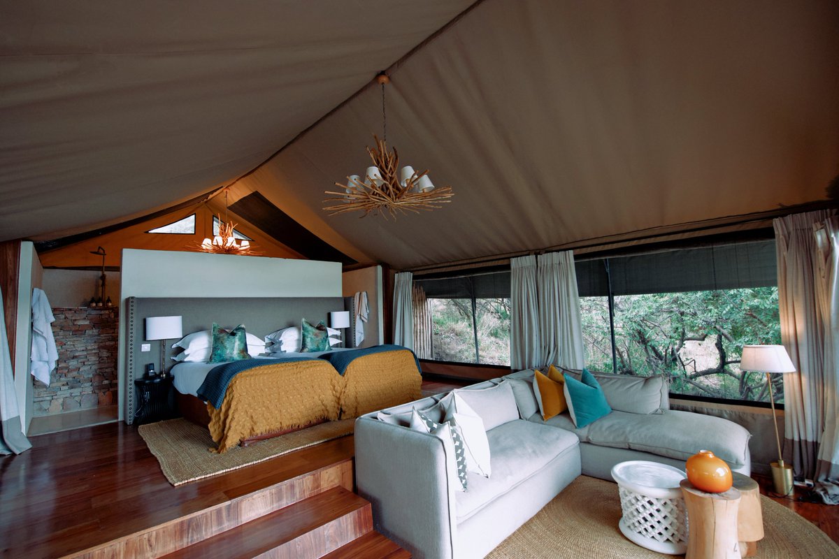 TaasaLodge's tweet photo. Step into a world of exquisite African elegance, where modern comforts meet the untamed beauty of the wilderness. Each tent is expertly appointed, ensuring a seamless blend of luxury and authenticity. ✨🏕️ 

#TaasaLodge #Tanzania https://t.co/rLWOWbnKig