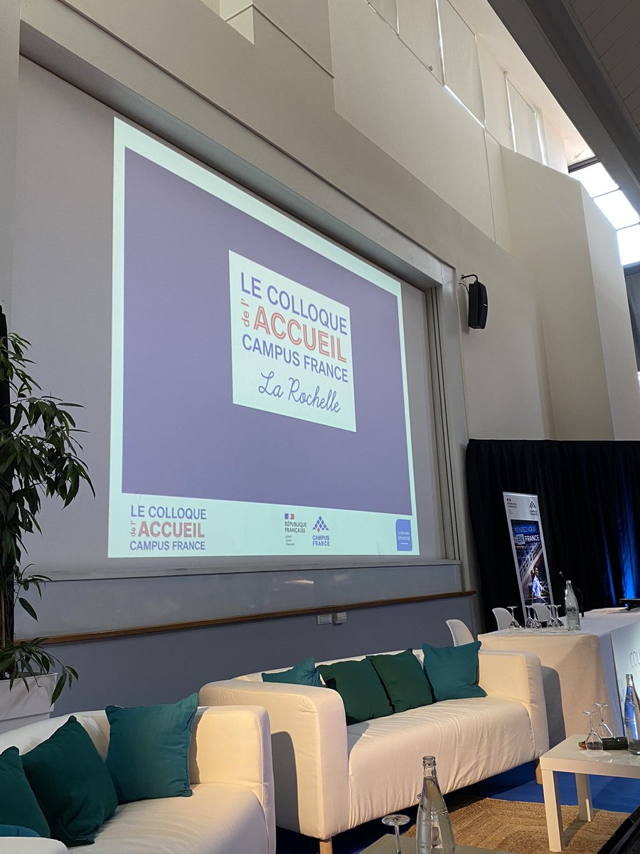 UnivLaRochelle's tweet photo. [🔴EN DIRECT] @UnivLaRochelle est ravie d'accueillir la 9e édition du #Colloque de l'Accueil des étudiants #internationaux de @CampusFrance ! https://t.co/SznnHwTuwj