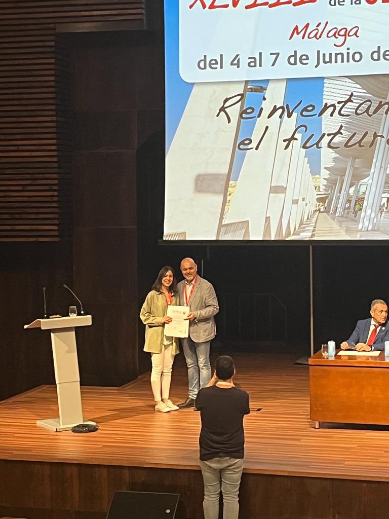 Mónica Vázquez Calatayud (@calatayudmonica) on Twitter photo ✨🥈 Premio al mejor trabajo presentado por Amaia Mir Tabar y liderado por Rosana Goñi, EnfermeraPrácticaAvanzada de #UCI de la <a href="/ClinicaNavarra/">Clínica Universidad de Navarra</a> en el #SEEIUC2023
Enhorabuena!!! 👏🏻👏🏻👏🏻👏🏻
#ExcelenciaEnElCuidado ✨🥈 Premio al mejor trabajo presentado por Amaia Mir Tabar y liderado por Rosana Goñi, EnfermeraPrácticaAvanzada de #UCI de la <a href="/ClinicaNavarra/">Clínica Universidad de Navarra</a> en el #SEEIUC2023
Enhorabuena!!! 👏🏻👏🏻👏🏻👏🏻
#ExcelenciaEnElCuidado