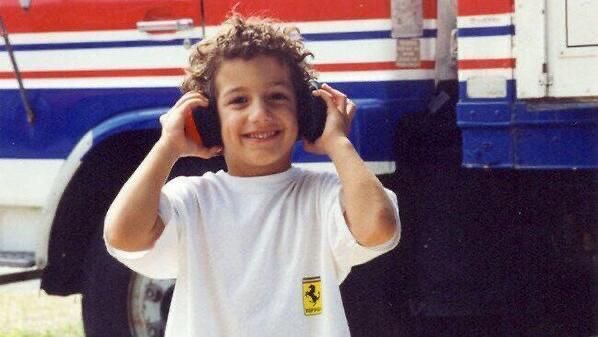 SCUDERIAFEMBOY's tweet photo. its always silly to me to see non-ferrari drivers surrounded by ferrari merch as kids https://t.co/qicTQP5UGc