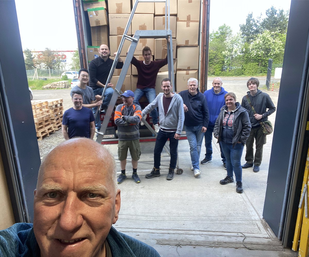 TuringTrust's tweet photo. Happy Wednesday indeed! Another 2,030 computers have been shipped to Malawi 🙌

A huge thank you to everyone who has helped make this all possible - we could not have done it without your ongoing support and donations! https://t.co/u7VuVdh70n