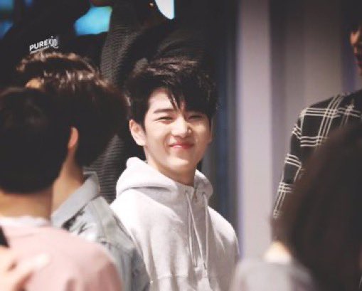 bambihyunggu's tweet photo. Kino’s first fansite pics are so endearing.  His reaction when he sees he’s being photographed is just so 🥺. Some things never change https://t.co/KReyA4kOWv