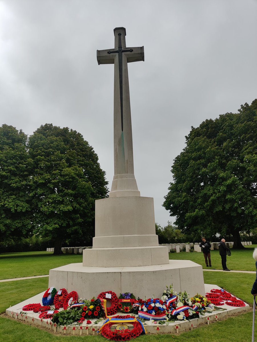 47_commandos's tweet photo. Bayeux Cathedral and cemetery. Christine Hagan, widow of Pat Hagan #47RMC in front of the monument 6/6/23 #DDay79 https://t.co/k8gk83hqyS