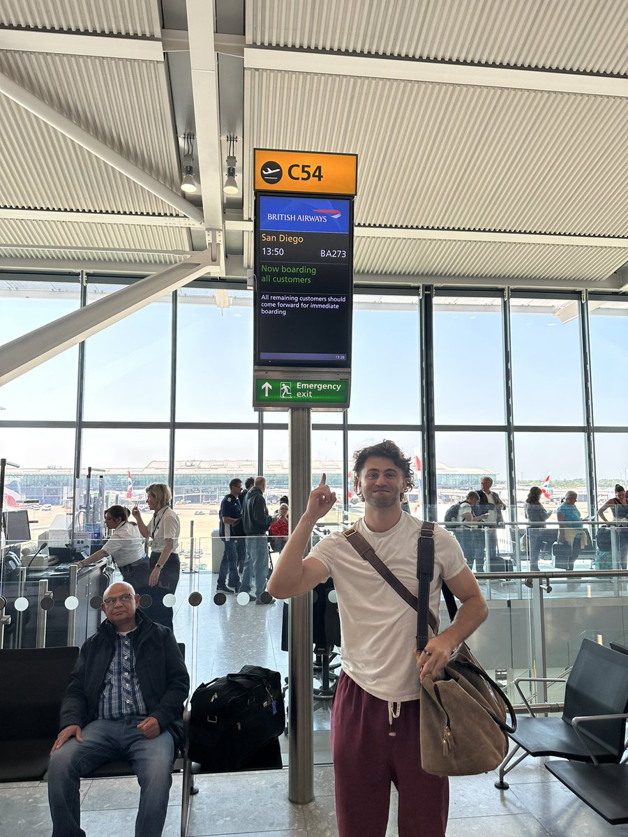 @griffiths_lab off to <a href="/FASEBorg/">FASEB</a> Signal Transduction in the Immune System meeting in Palm Springs, via a short pit stop in San Diego 🌊 ! 

#faseb #science