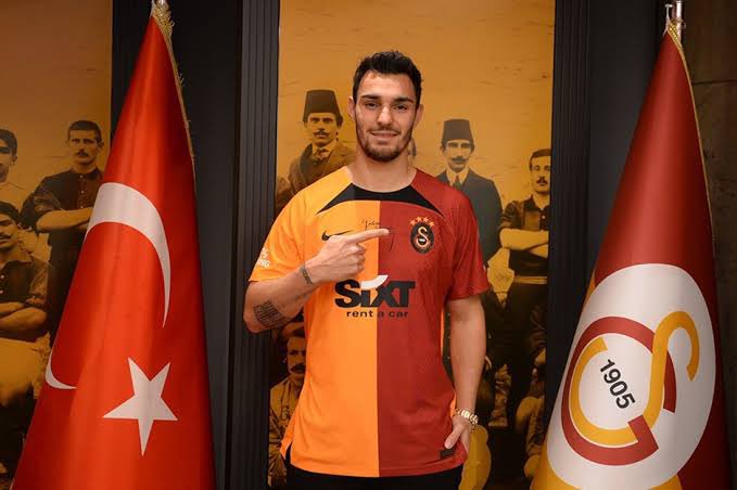 Galatasaray, şampiyon olması halinde satın alma opsiyonu zorunlu olan Kaan Ayhan’ı 2,8 milyon Euro bedelle transfer etti.