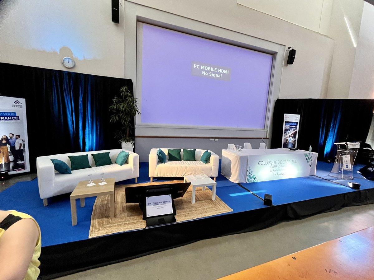 msilti's tweet photo. Colloque de l’accueil @CampusFrance 2023.

Tout est prêt pour accueillir à La Rochelle les acteurs de l’accueil des étudiants internationaux 🌏dans les établissements d’enseignement supérieur 🇫🇷 

Merci à @UnivLaRochelle pour l’accueil

@FranceUniv @ConferenceDesGE @Cdefi https://t.co/9U3ZXQuwsl
