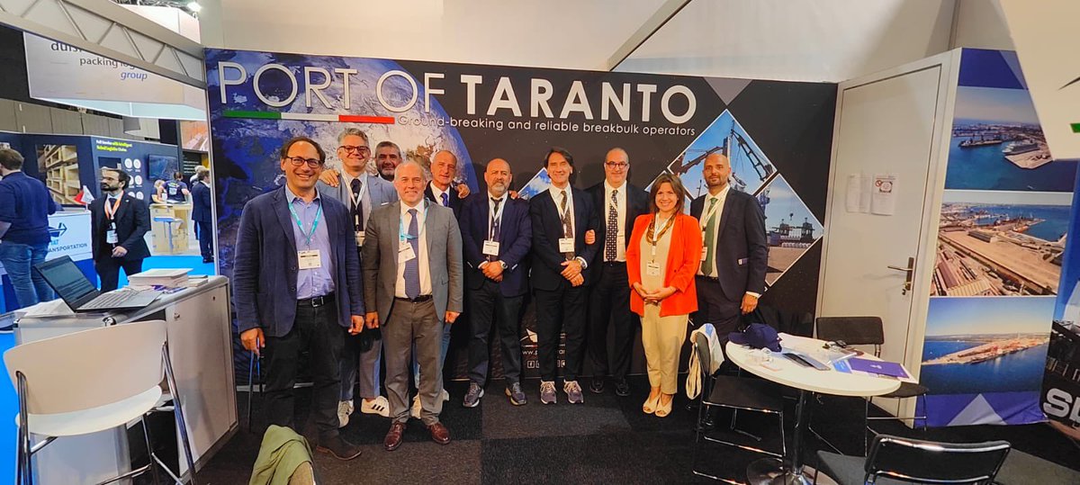 GiuseppeMelucci's tweet photo. Let’s oversize together #Taranto #Port #Breakbulk2023 https://t.co/neR9zQDIR0