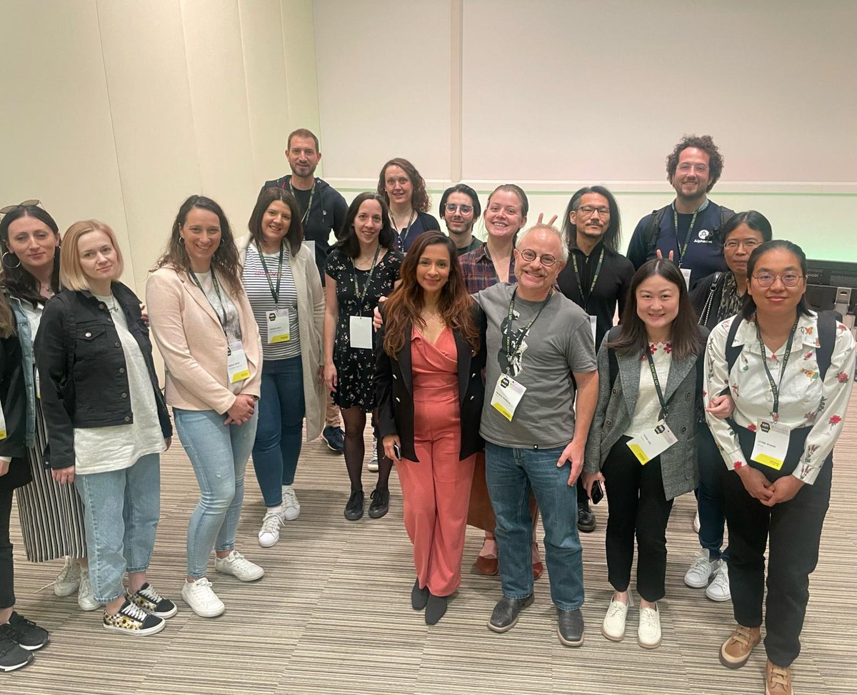 marco_spinello's tweet image. My awesome tech writer mate Mira got me to join as a partner in co-hosting crime: unconference on docs metrics at #apithedocs #Amsterdam 2023