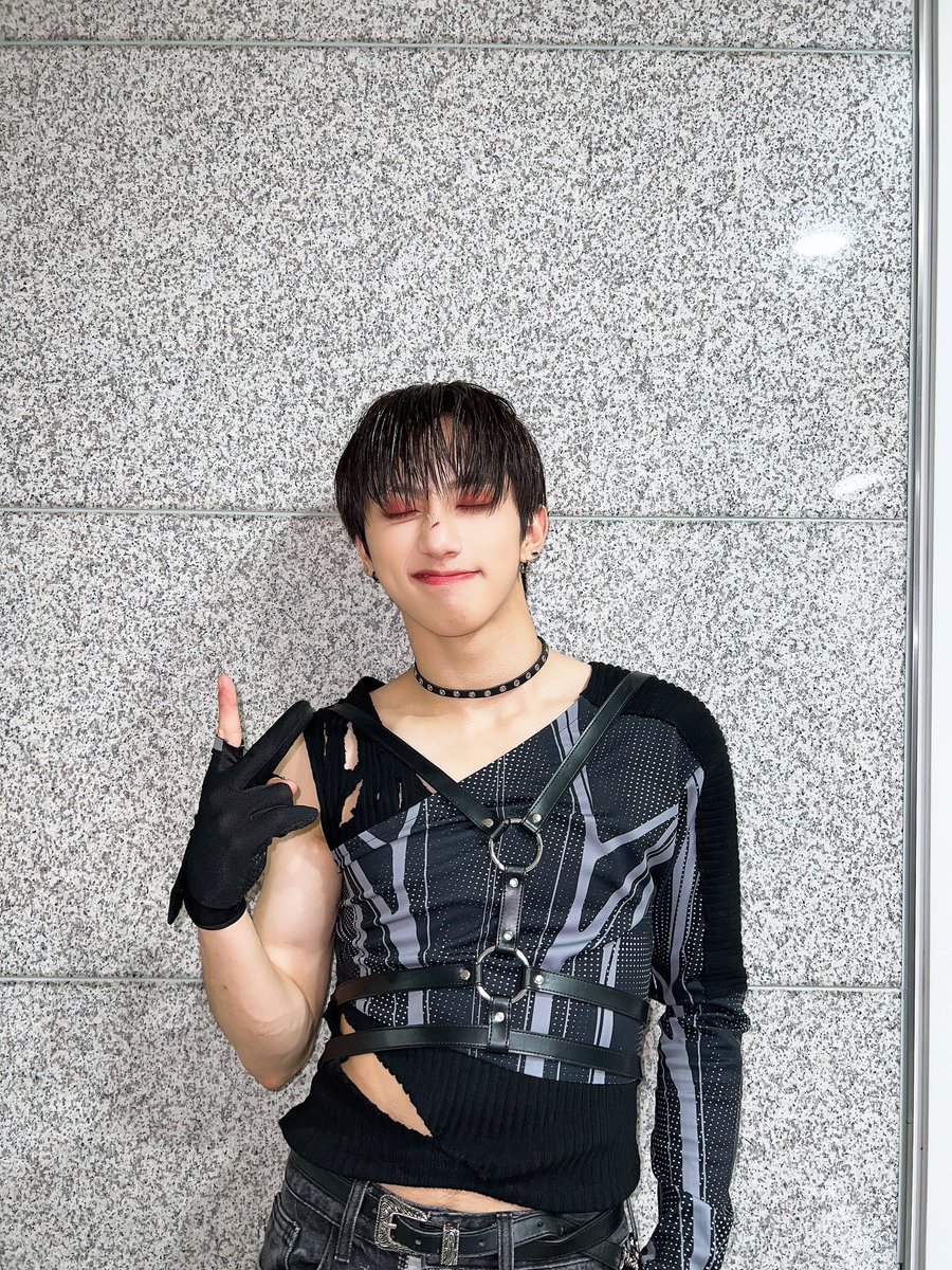 DKB_BRAVE's tweet photo. 누가 내 코 긁었냐ㅡㅡ😶

#해리준 #HARRY_JUNE #다크비 #DKB https://t.co/8MsCDQchHR