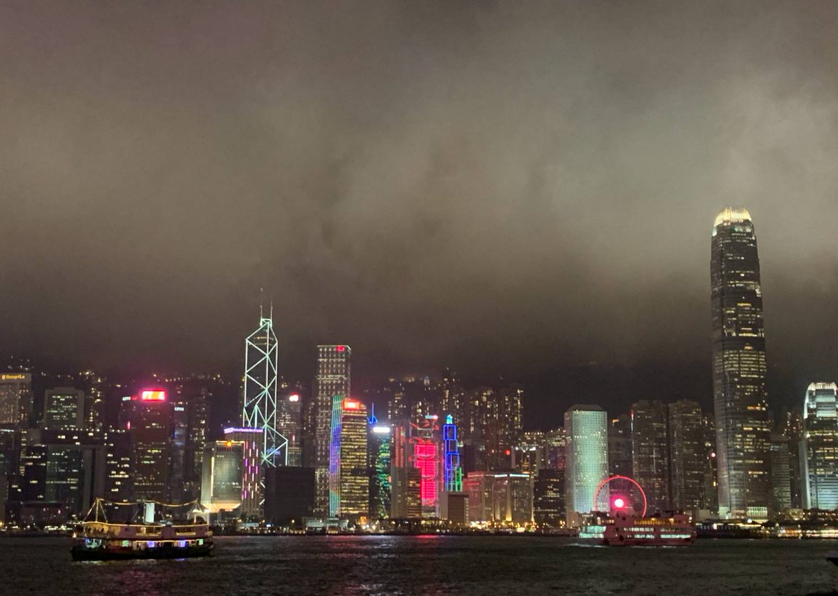 shekharshad2's tweet photo. victoria harbor. https://t.co/WdlsfLVjGs