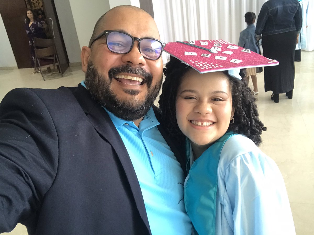 erilab's tweet photo. #cuca #lanenadepapi
First steps to world domination🌎 https://t.co/9nMo114U4T