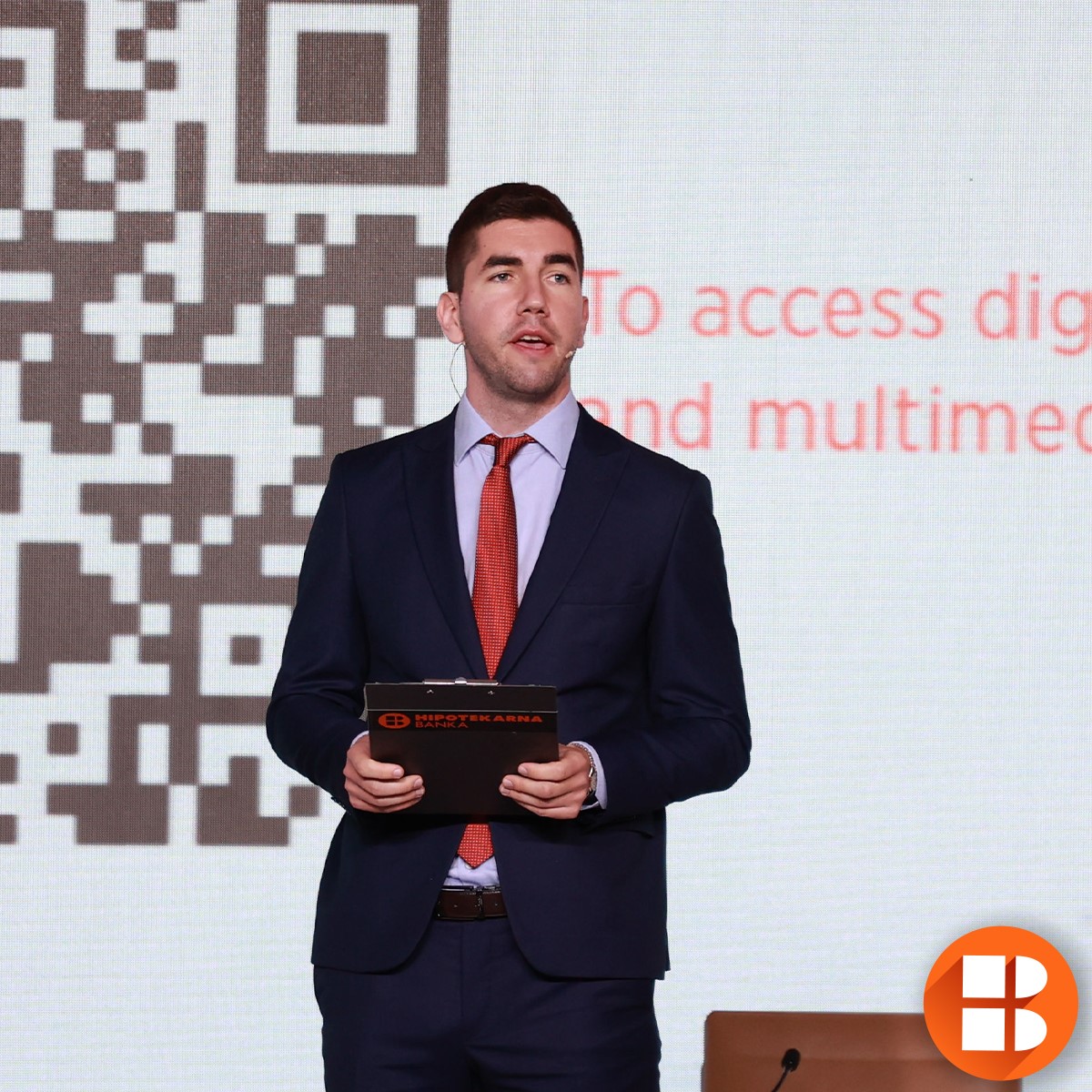 HipotekarnaBank's tweet photo. Mr. Marko Pesić, Head of Brokerage Unit, Hipotekarna banka:

''Our Bank is very active in the field of trading for its own account. At the end of 2022, bank's portfolio amounted to 206 million euros, and we were the number one bank Montenegro also in this category''. https://t.co/YOn2XQqzgh