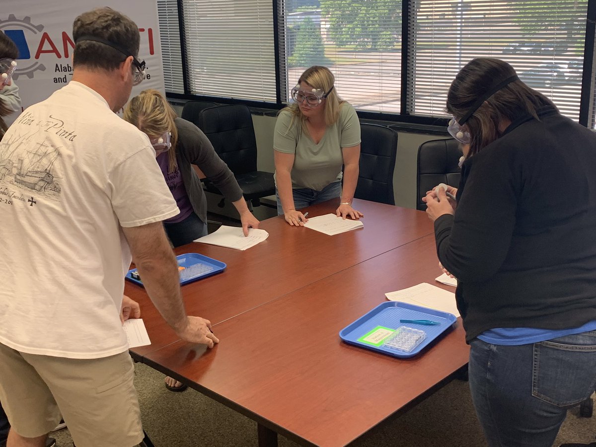 chollow377's tweet image. On the first official day of their summer break  21 teachers attend ASIM training to deepen knowledge about the periodic table. That is dedication to science education!  @anniott @AmstiUAH @AMSTI4all @Alsim4all @ahk10