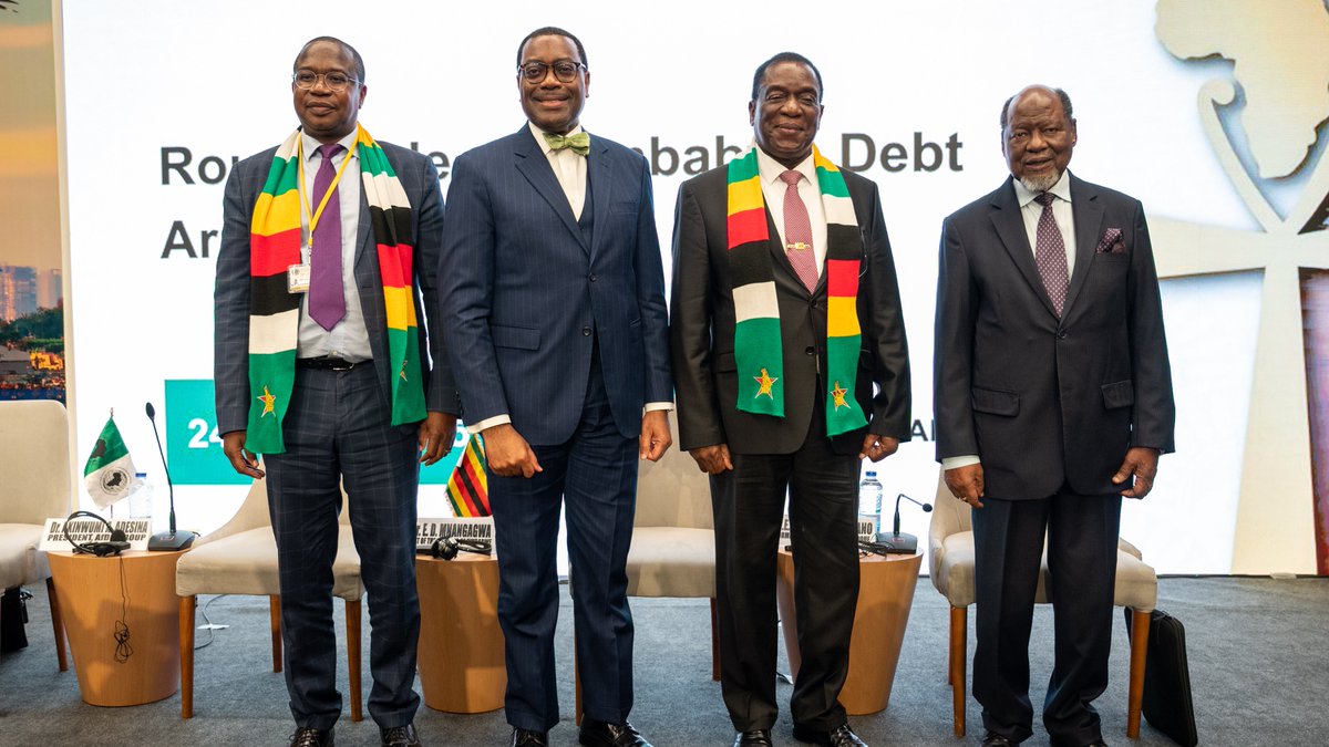 AfDB_Group's tweet image. #AfDBAM2023 RECAP

President @akin_adesina asked development partners to “walk with” #Zimbabwe as the country works through its arrears clearance and debt resolution process. “Zimbabwe desires a new and better and more prosperous future.” 

Details: bit.ly/3CdZLKg