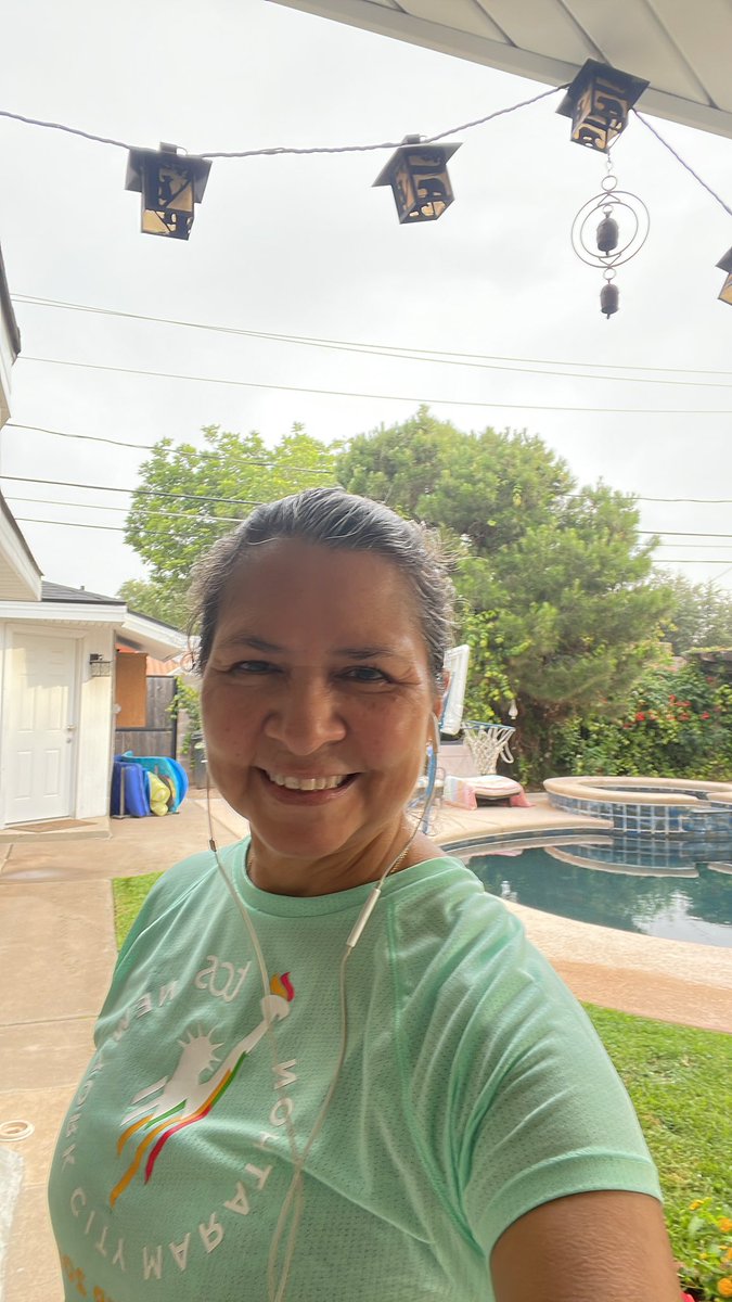 maestraortez's tweet photo. Happy #Globalrunningday Get out there and run a little!! Or a lot! #RunToHonor #RunHappy https://t.co/sG7m4MoMsZ