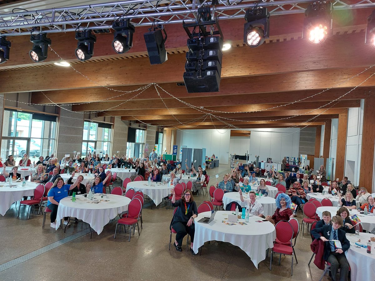 LPFTNHS's tweet photo. Thank you Vicky Baxter-Poole, Co-Chair of our LGBTQ+ and Allies Staff Network, for closing today’s event with a meaningful keynote speech and huge thank you to our speakers #NetworkingWithPride #LGBTLinclusion

“Enter every conversation with compassion, understanding and empathy” https://t.co/VPQFbPAtZl