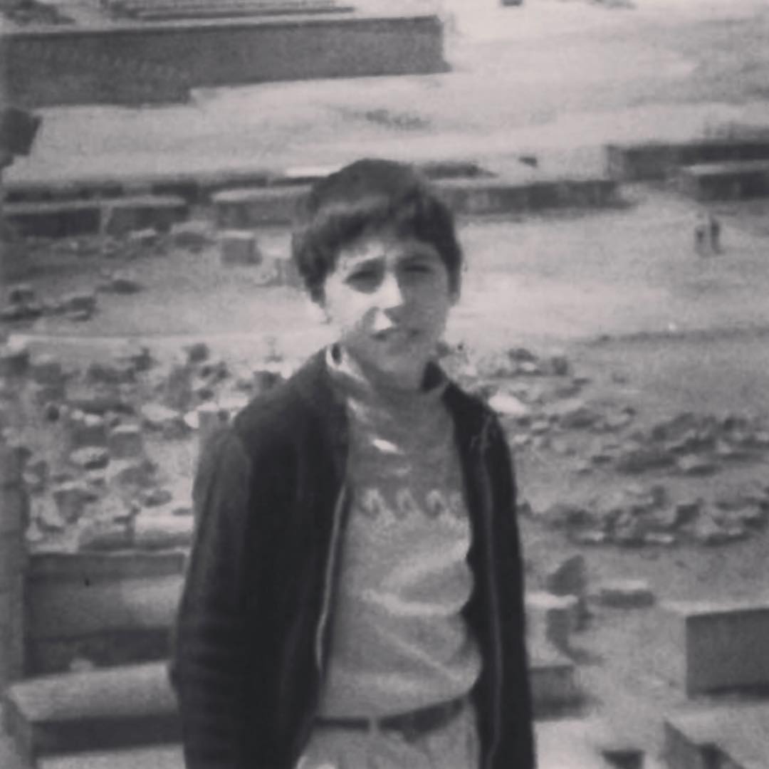 PayamZamani's tweet photo. June is always a special time of year for me. In was in June of 1988 that I landed as a refugee in San Francisco. As a 16-year-old, I embarked upon a seemingly impossible and incredibly lonely journey from Iran, through rugged mountains and deserts to Pakistan. As a Baha'i, I was escaping religious persecution. There in Pakistan I spent a year as a refugee before finally getting admittance to this country. It was the United States that offered me a refuge and another chance at living a productive life. I’m grateful for this country and the goodness that is at its core.

I hope every one of us will continue that tradition of seeing no one as a stranger - as the US did for me, those many years ago. I hope we will remain activists for good, as long as there are people anywhere who continue to suffer. Happy Immigrant Heritage Month.
#ImmigrantHeritageMonth #refugee