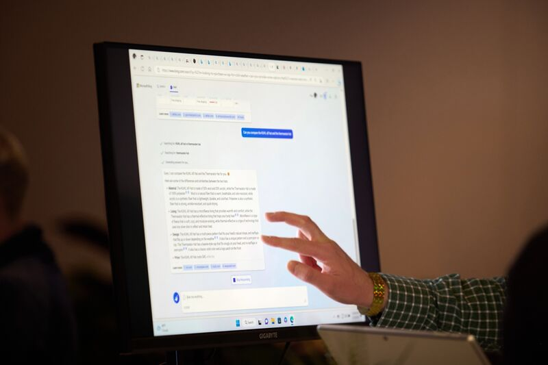 StockMKTNewz's tweet photo. JUST IN:

MICROSOFT IS BRINGING OPENAI’S GPT-4 AI MODEL TO US GOVERNMENT AGENCIES

Microsoft $MSFT will make it possible for users of its Azure Government cloud computing service, which include a variety of US agencies, to access AI models from OpenAI - Bloomberg https://t.co/hOlnncWk7V