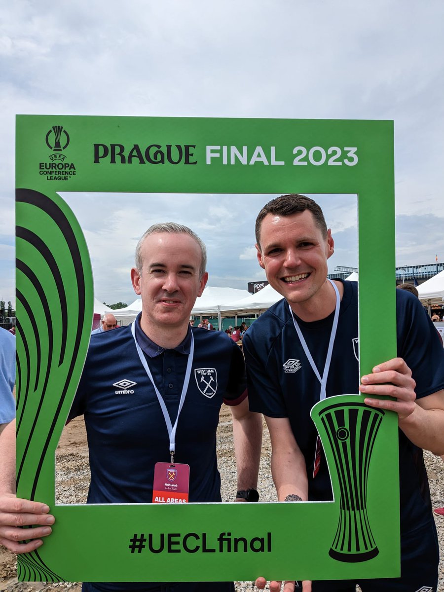 Here we go 🇨🇿 ⚒️ #COYI #UECLfinal