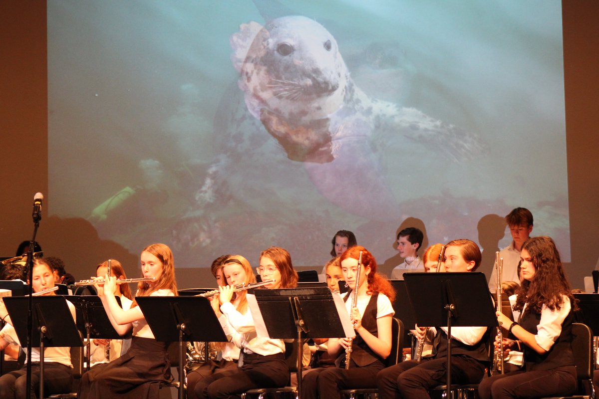 gates_middle's tweet photo. Outstanding 7/8 Spring Concert! The chorus sounded amazing and the band premiered "Five Musical Snapshots of Salt," a piece commissioned by Stellwagen Bank National Marine Sanctuary @ScituateSchools https://t.co/z2HcQuNX62