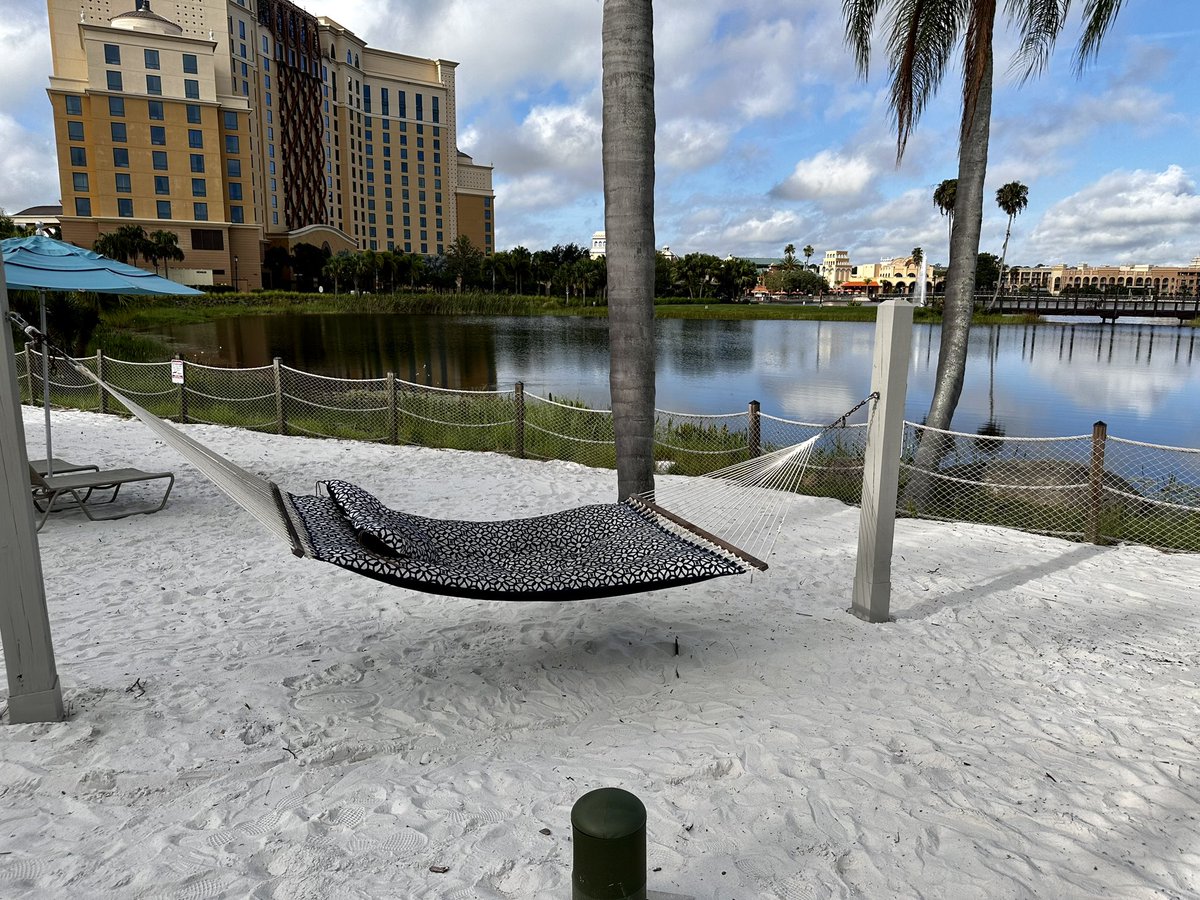 Buzz2001's tweet image. Some beach time at #coronadospringsresort