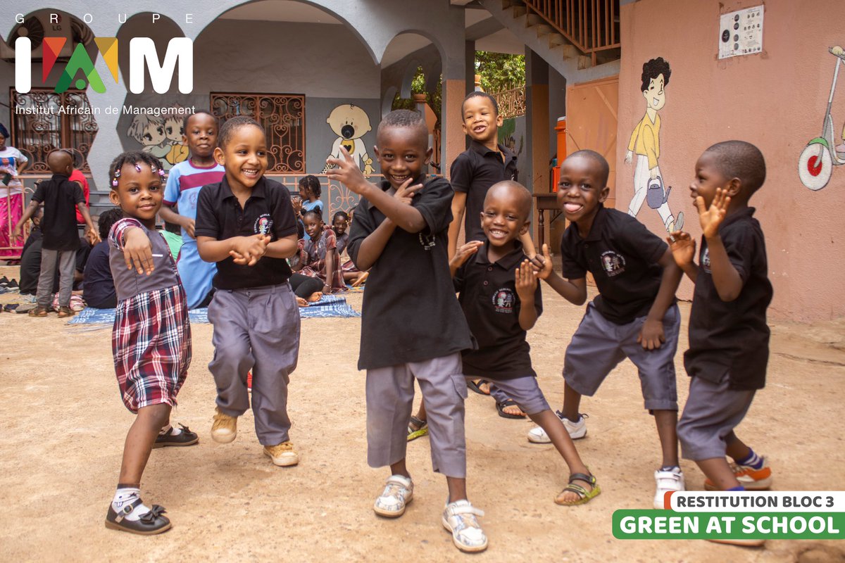 iam_bamako's tweet photo. Retour en image !
Le bloc 3 constitué des Clubs Green, Informatique et presse ont mené leurs activités de restitution cette semaine.
Félicitations aux membres du Bloc 3 !
#iambamako223 
#Clubbing
#IAMpro
#LearnByDoing
#Kebetu https://t.co/mjyqAiv2cw