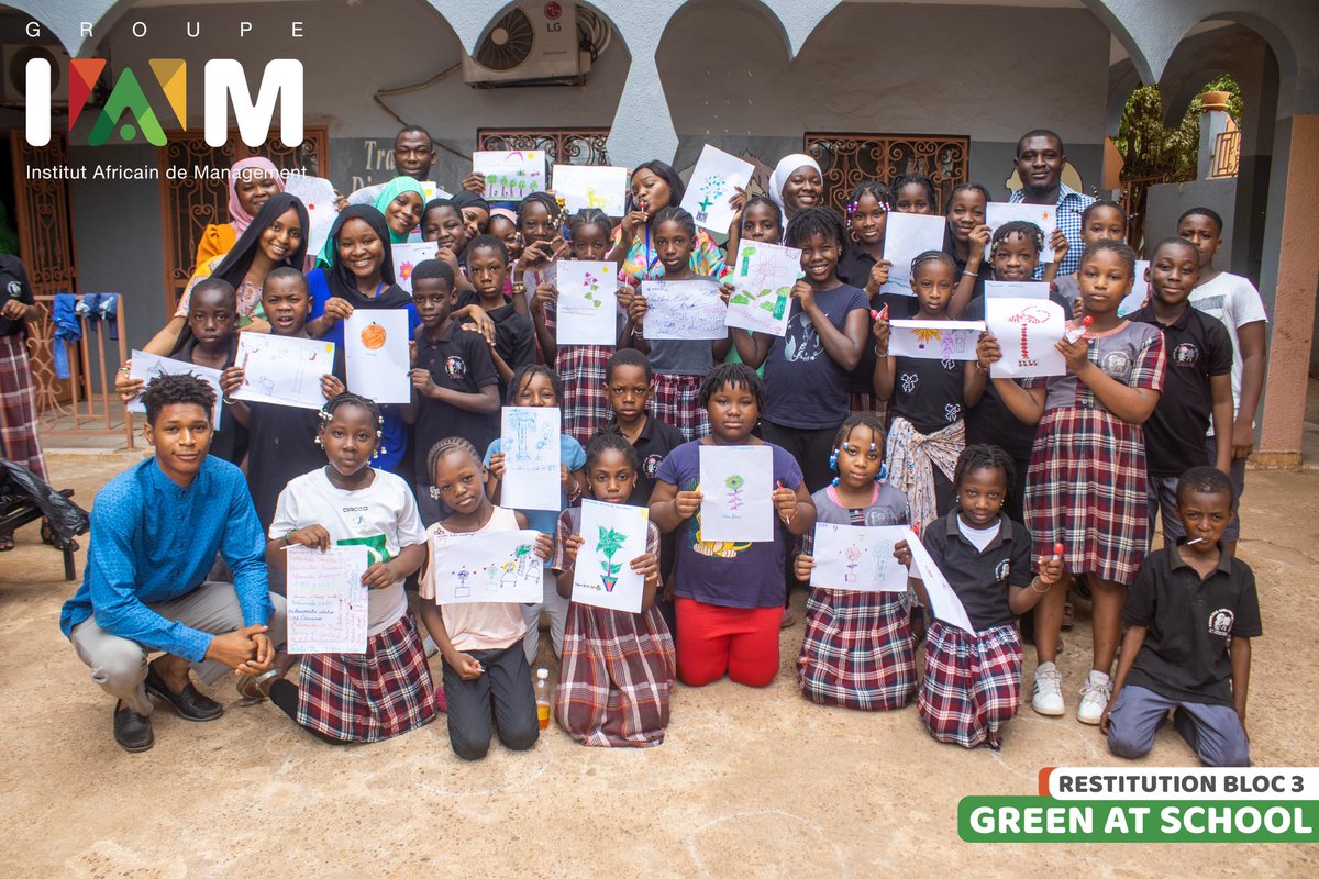 iam_bamako's tweet photo. Retour en image !
Le bloc 3 constitué des Clubs Green, Informatique et presse ont mené leurs activités de restitution cette semaine.
Félicitations aux membres du Bloc 3 !
#iambamako223 
#Clubbing
#IAMpro
#LearnByDoing
#Kebetu https://t.co/mjyqAiv2cw