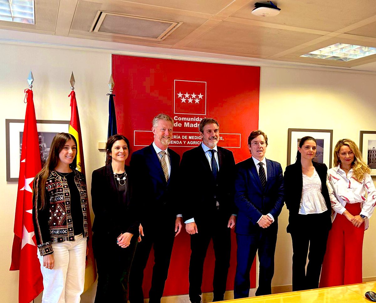 morenocasas's tweet image. Reunion de trabajo de @viviendaCMadrid 🇪🇸🇪🇺con CEO @BusinessSweden 🇸🇪🇪🇺y equipo @BusinessSweESP sobre #MadridNuevoNorte #InnoLab de soluciones urbanas @madrid_wcc atracción de #talento e #innovación