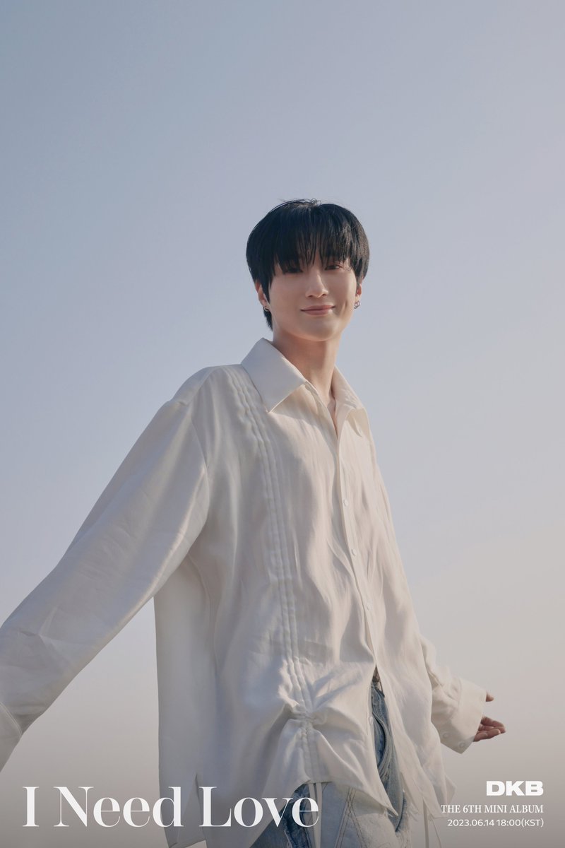 𝖣𝖪𝖡 𝗍𝗁𝖾 𝟨𝗍𝗁 𝖬𝗂𝗇𝗂 𝖠𝗅𝖻𝗎𝗆
[𝐈 𝐍𝐞𝐞𝐝 𝐋𝐨𝐯𝐞]

𝙋𝙃𝙊𝙏𝙊 𝙏𝙀𝘼𝙎𝙀𝙍 #2
#이찬 #E_CHAN

2023.06.14. 6PM (KST)

#다크비 #DKB #INeedLove 
#20230614_6PM