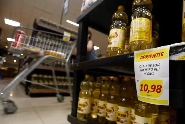 📉Inflação no Brasil é a menor em quase três anos

Com acumulado fechando em 3,94% em maio, inflação no Brasil é a menor desde outubro de 2020

Leia: bit.ly/43pOlPn