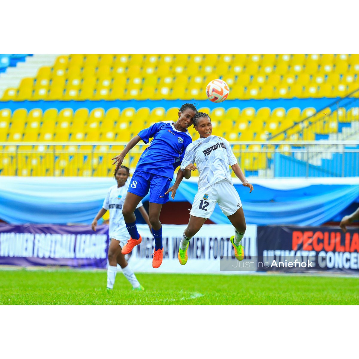 Justinaaniefiok's tweet image. MATCH DAY 2 📸

Bayelsa Queens 1-0 Robo Queens  

⚽Sabastine Flourish 57' 

#NWFL23| #BAYROB #nwflpremiershipsuper6 
#sportsphotography 
#canon1dxmarkii