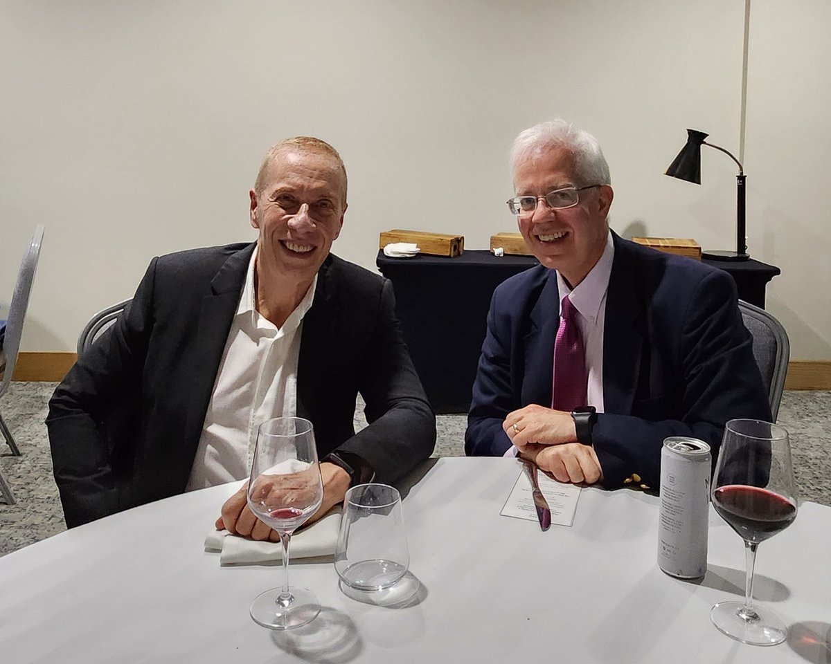 pabeda1's tweet image. Only a handful of cardiologists can share so much knowledge and experience on oral anticoagulation like @rgiugliano. It was a privilege for me to chair this special session for physicians in my hometown and take this moment to catch up an update for my own practice. #DOAC #NOAC