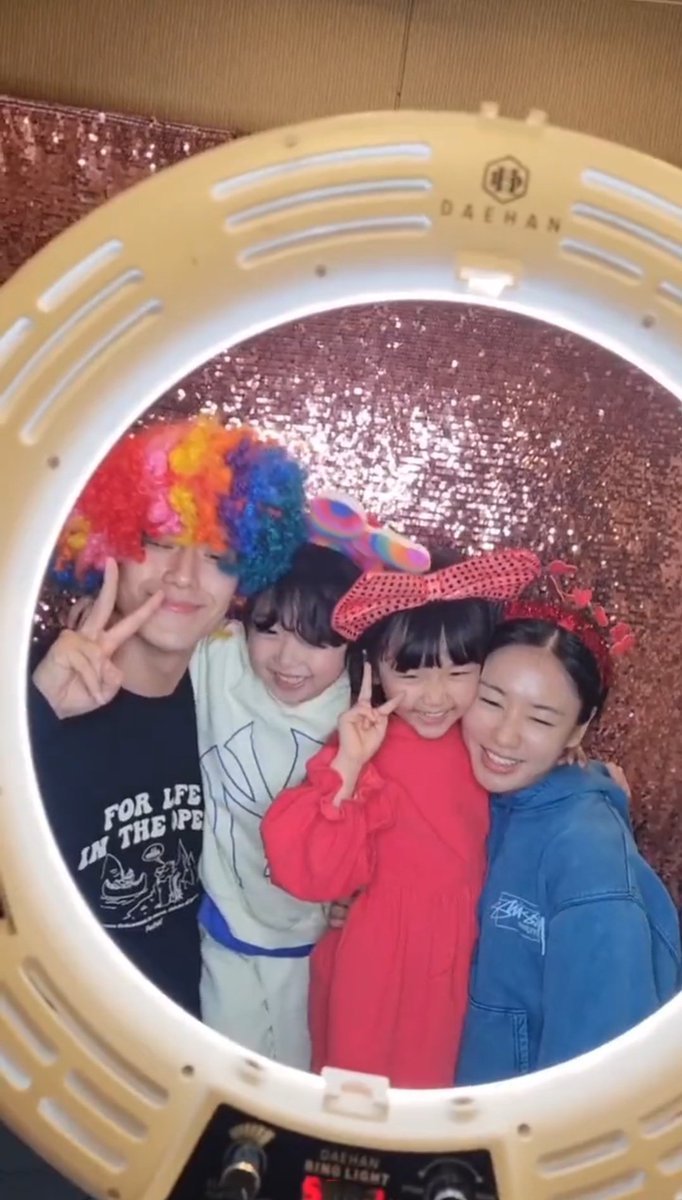 blueskypallette's tweet photo. CHOI FAMILY FOUR CUTS 💛💛💛💛

#TheGoodBadMother #LeeDoHyun #AhnEunJin https://t.co/3oTH6kTl8G