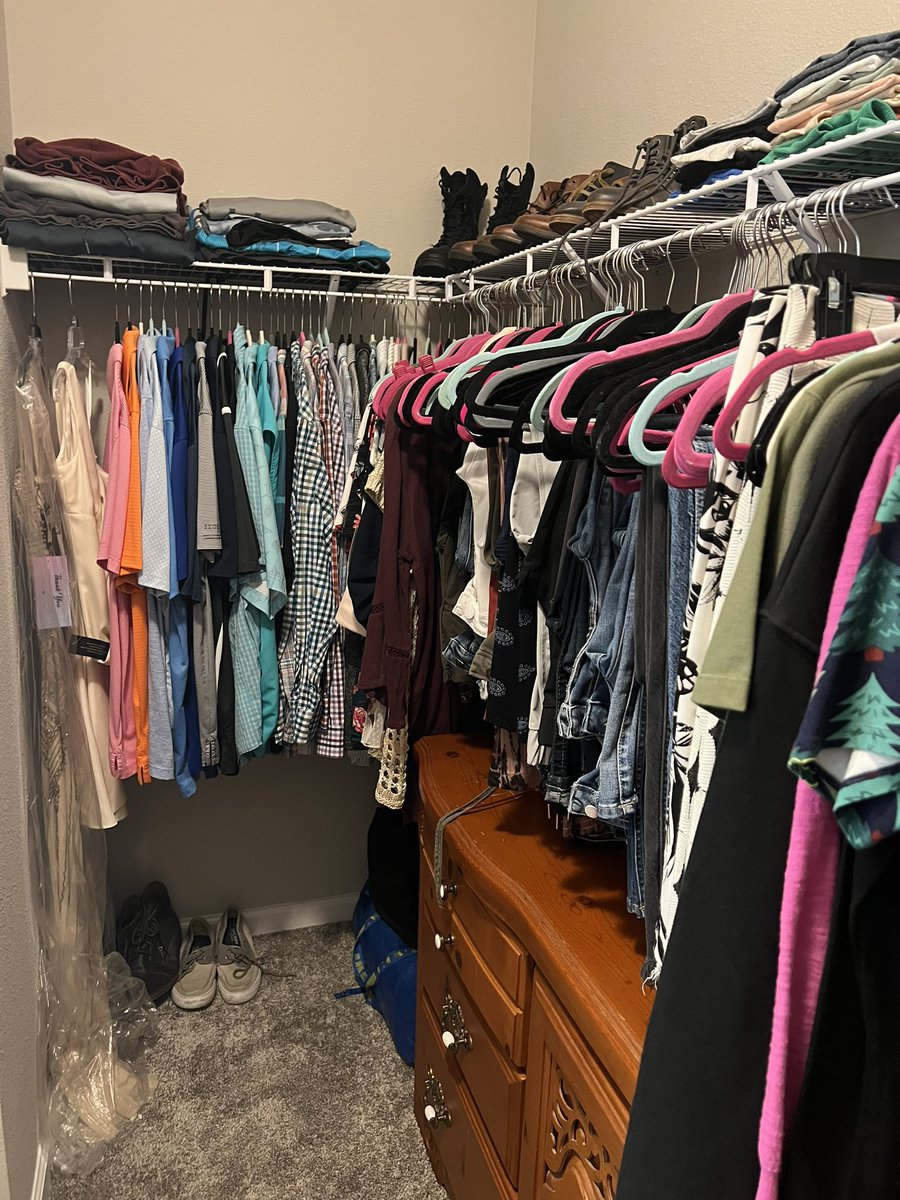 Step 1: START in the “easiest” corner to gain momentum 
2. Sort by type: pants, shirts, etc.
3. Get rid of: items you haven’t worn in over a year, anything with holes, ripped, faded or makes you feel blah 
4. Prioritize your go to items and organize #beforeandafter #organization