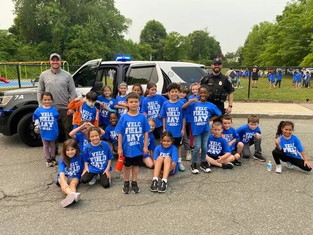 The Saugus Police Department had a great time engaging with the children at the Veterans Memorial School field day today. Thanks for having us!