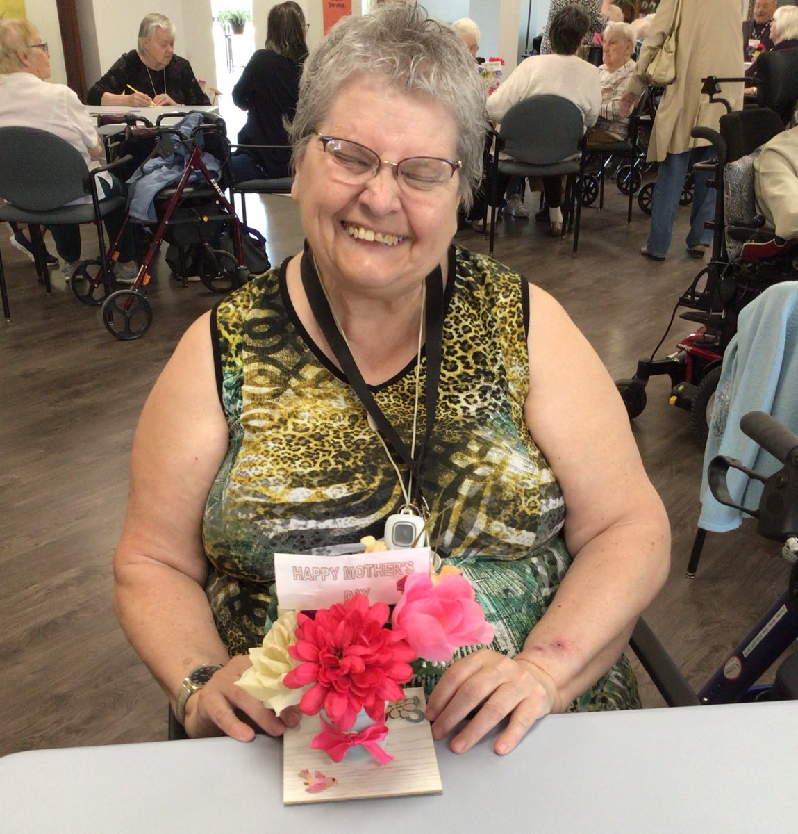 ResidenceWales's tweet photo. Our Activity Department has several awesome Father’s Day and Canada Day celebrations planned for June! 👏 🍁 Before we get into those, I wanted to share the last few Mother’s Day crafts; Shirley Grey, Sylvia Roberts, Yolande Emond, and Yvonne Brulotte are so creative! https://t.co/TzZa6yxOEl