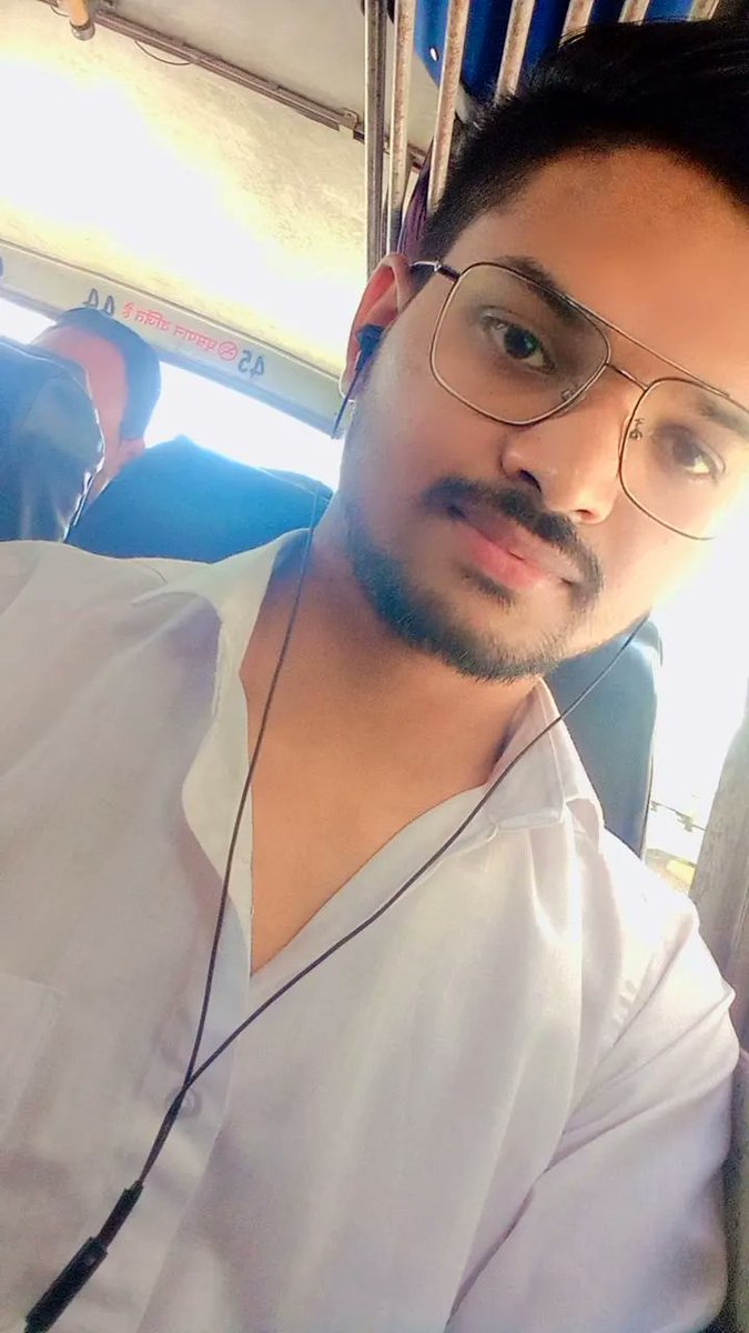 damor1_rohit's tweet image. White 🤍