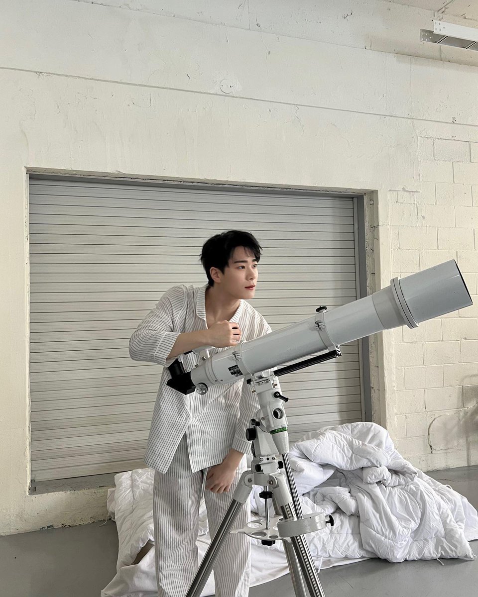 dalbinX2's tweet image. 나의 달 보고싶어