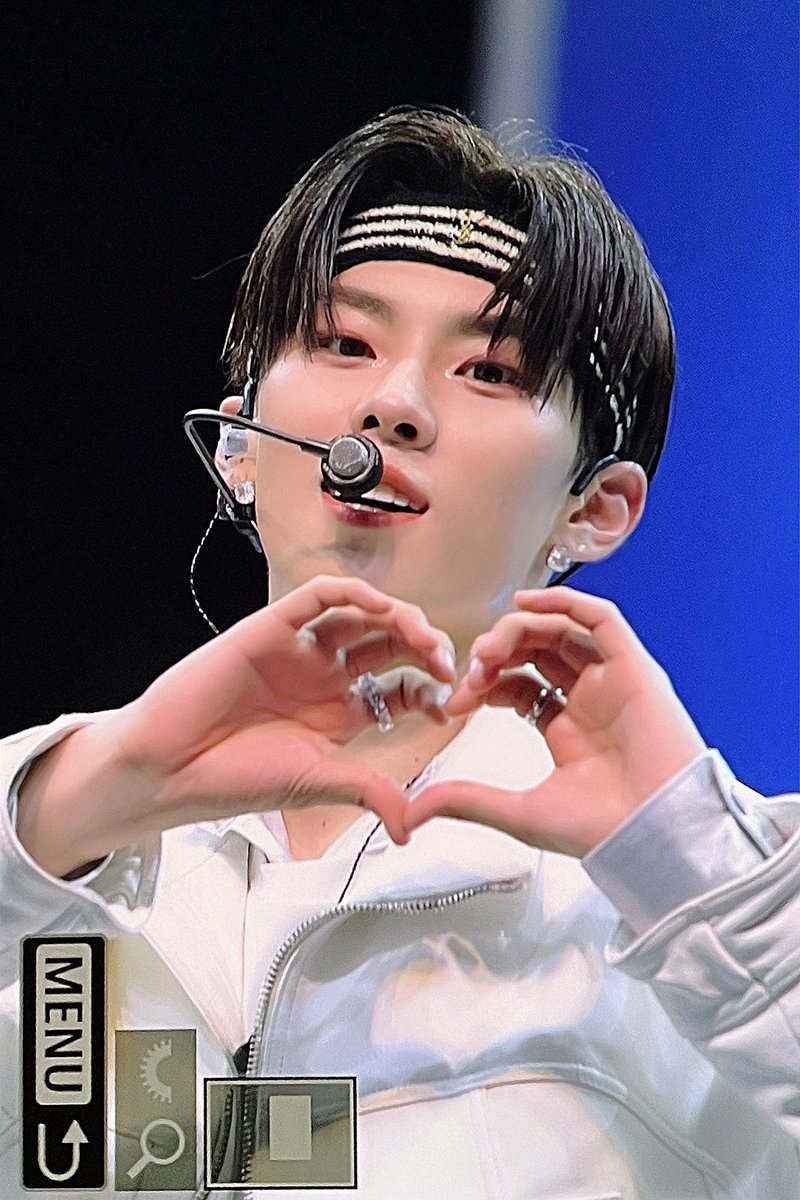 deeper_wkj's tweet photo. 230607 #TNX #우경준 https://t.co/S93IC1gMZx