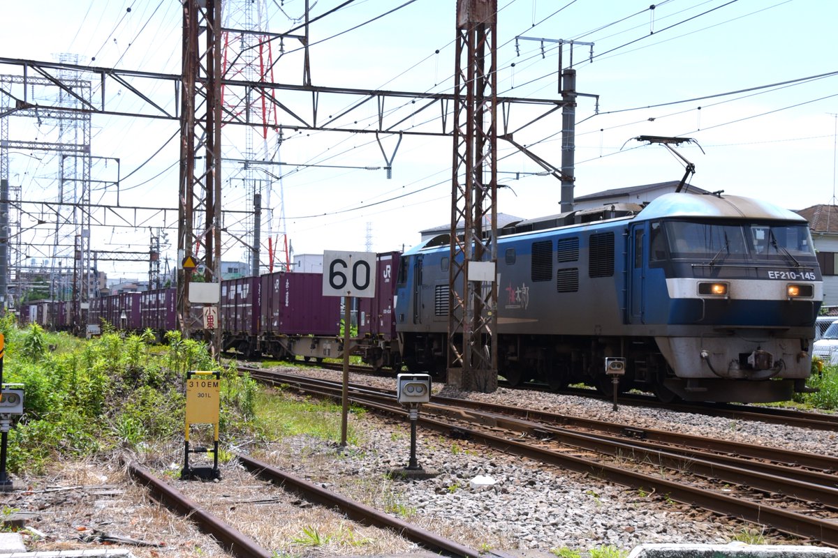 kuhane130's tweet photo. EF210-145+コキ 吹田137仕業
列番:高速貨物5075ㇾ
撮影日:2023/6/7
画像のコンテナNO.NEL-9808/NE0920
 　　　　　　　　  U47A-38325
　　　　　　　　   UR16A-1239
#5075ㇾ #5075ㇾ記録 #U47A #UR16A #EF210
#EF210145 https://t.co/MIICnDzjDh