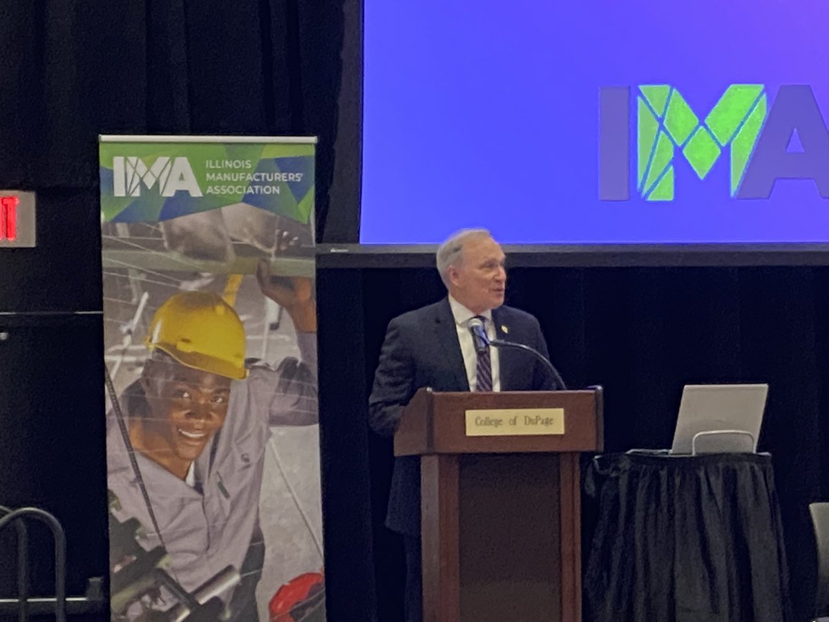 IllinoisMfgAssc's tweet image. Great morning at the second annual Manufacturing Workforce Solutions Summit hosted by the @IMA_Today and @IMECillinois at the @CollegeDuPage. Hundreds of attendees from manufacturing, education, @DeptVetAffairs, &amp;amp; government working collaboratively to address the talent pipeline.