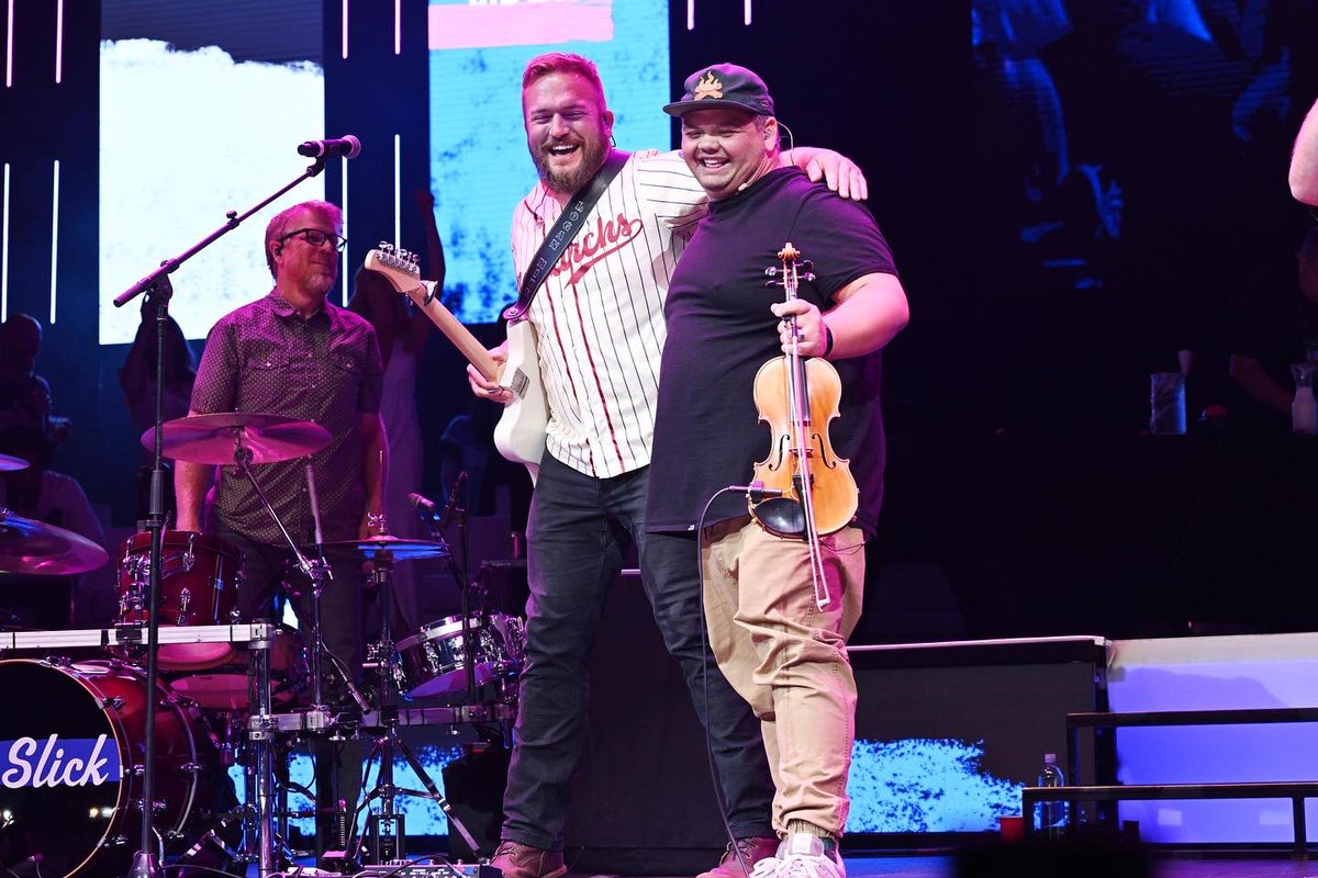 Had the pleasure of jamming with <a href="/LoganMize/">Logan Mize</a> this weekend - what a great dude. Go check out his stuff 🔥🎶