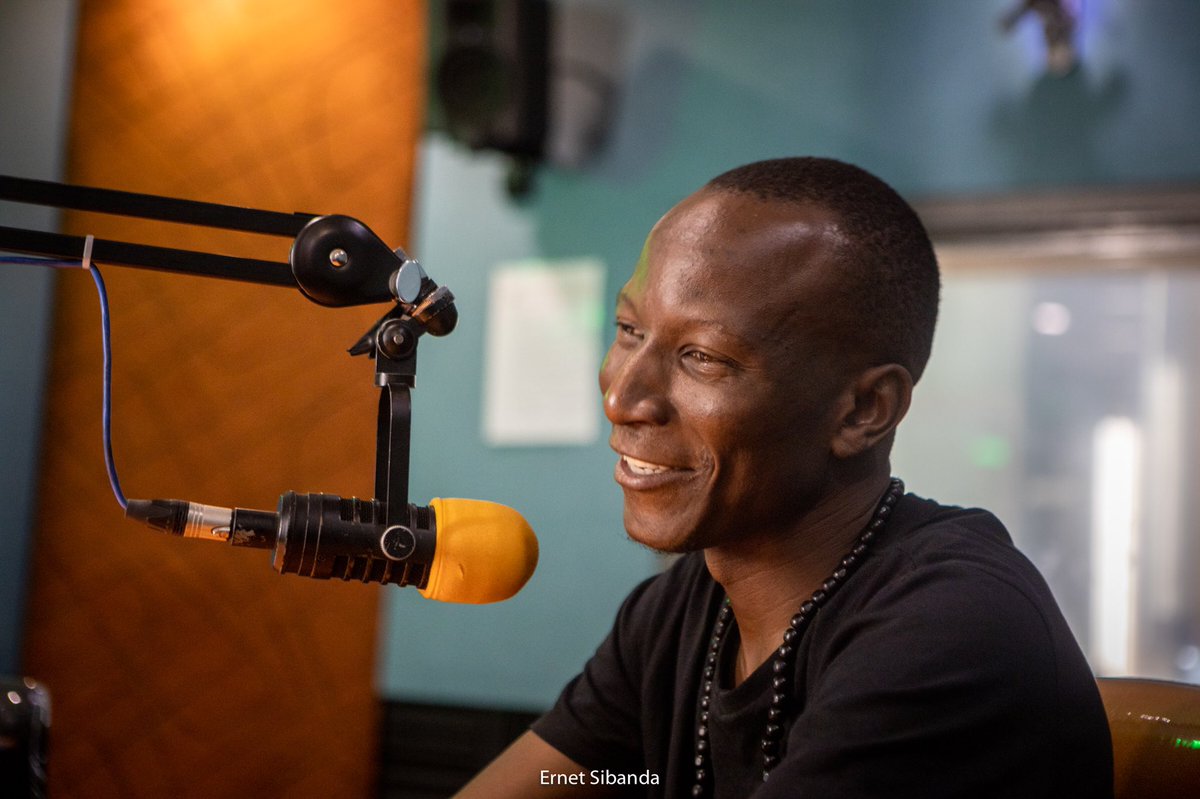 ErnetPhoto's tweet photo. @Msizkay live on air at @SkyzMetroFM  this morning with @Donna15N to promote #IndluKaMrapper #LetsBuildMyHome campaign.

It’s happening this Friday at @TheOasisByo from 6pm to 9pm…get you ticket at @BulawayoChiefs offices today…!!! https://t.co/u1kPsHsOOm