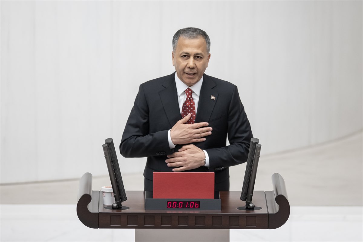 Bugün Türkiye Büyük Millet Meclisi’nde, Büyük Türk Milleti önünde yemin ettim🇹🇷

Cumhurbaşkanımız Sayın <a href="/RTErdogan/">Recep Tayyip Erdoğan</a>’ın liderliğinde aziz milletimize hizmet yolunda  #TürkiyeYüzyılı’na başlıyoruz🇹🇷