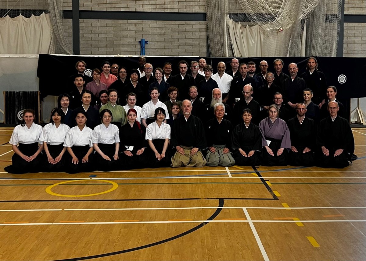 EventsGRE's tweet photo. What a pleasure hosting Whiterose Kyudojo at our Avery Hill Campus . Amazing skill, power and energy in the room for the Martial Art of the Long Bow - Kyudo. https://t.co/P5hbmzYp9F