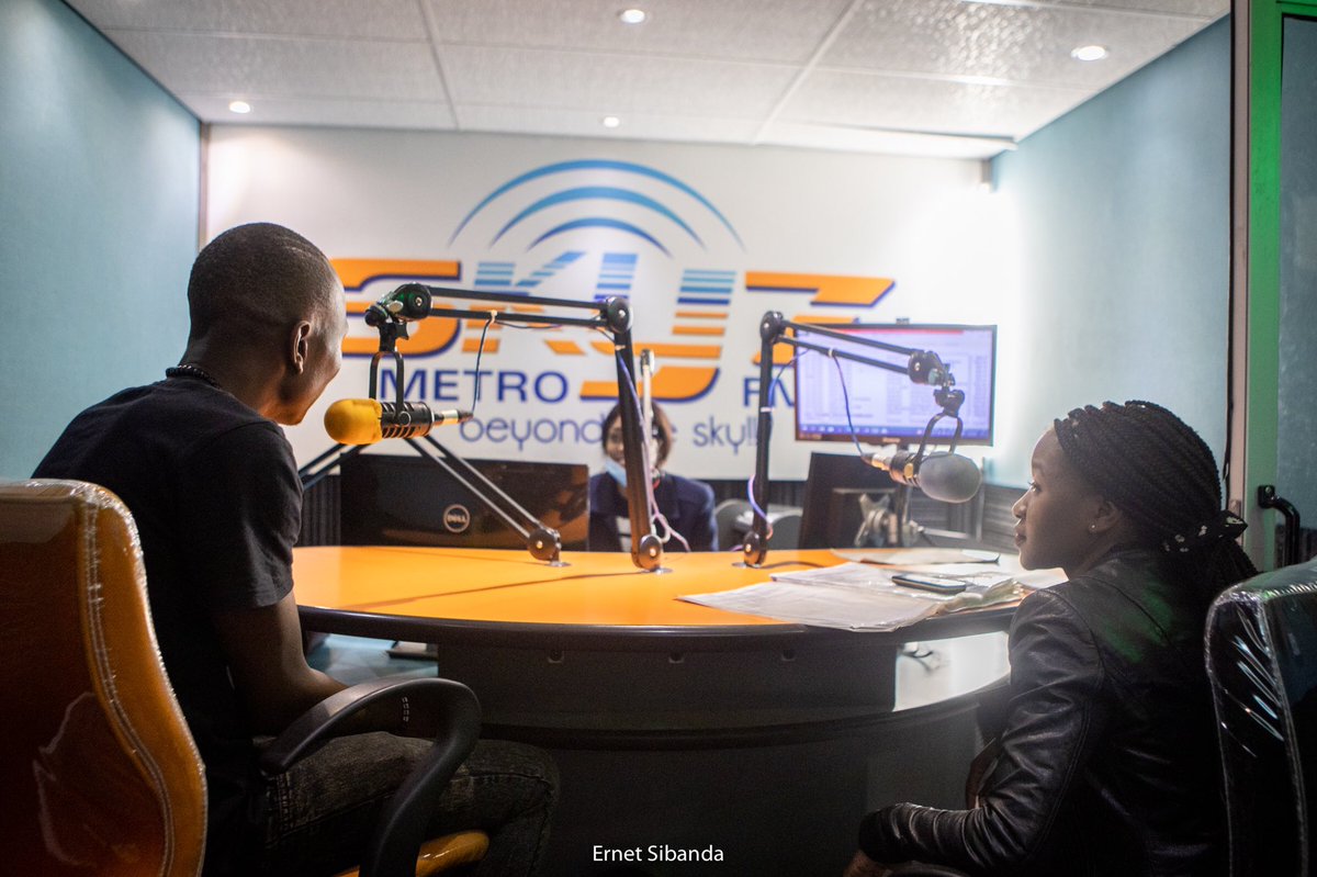 ErnetPhoto's tweet photo. @Msizkay live on air at @SkyzMetroFM  this morning with @Donna15N to promote #IndluKaMrapper #LetsBuildMyHome campaign.

It’s happening this Friday at @TheOasisByo from 6pm to 9pm…get you ticket at @BulawayoChiefs offices today…!!! https://t.co/u1kPsHsOOm